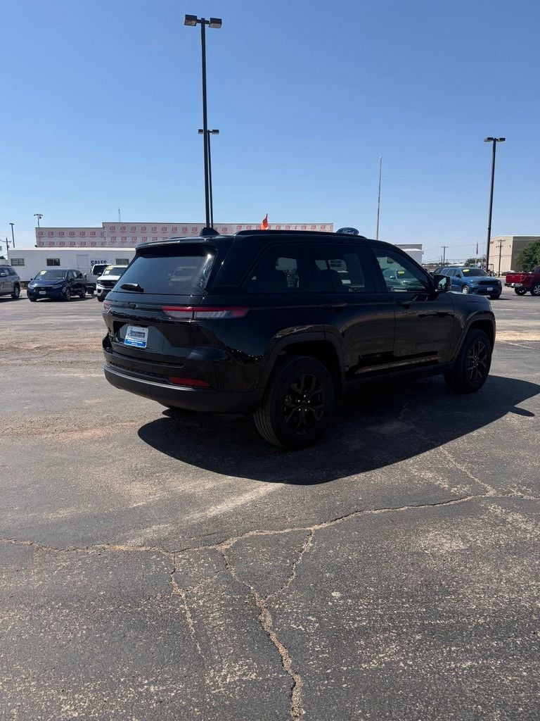 2025 Jeep Grand Cherokee Altitude