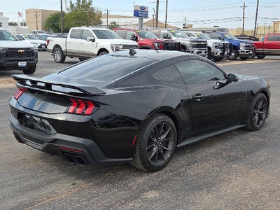 2026 Ford Mustang Dark Horse