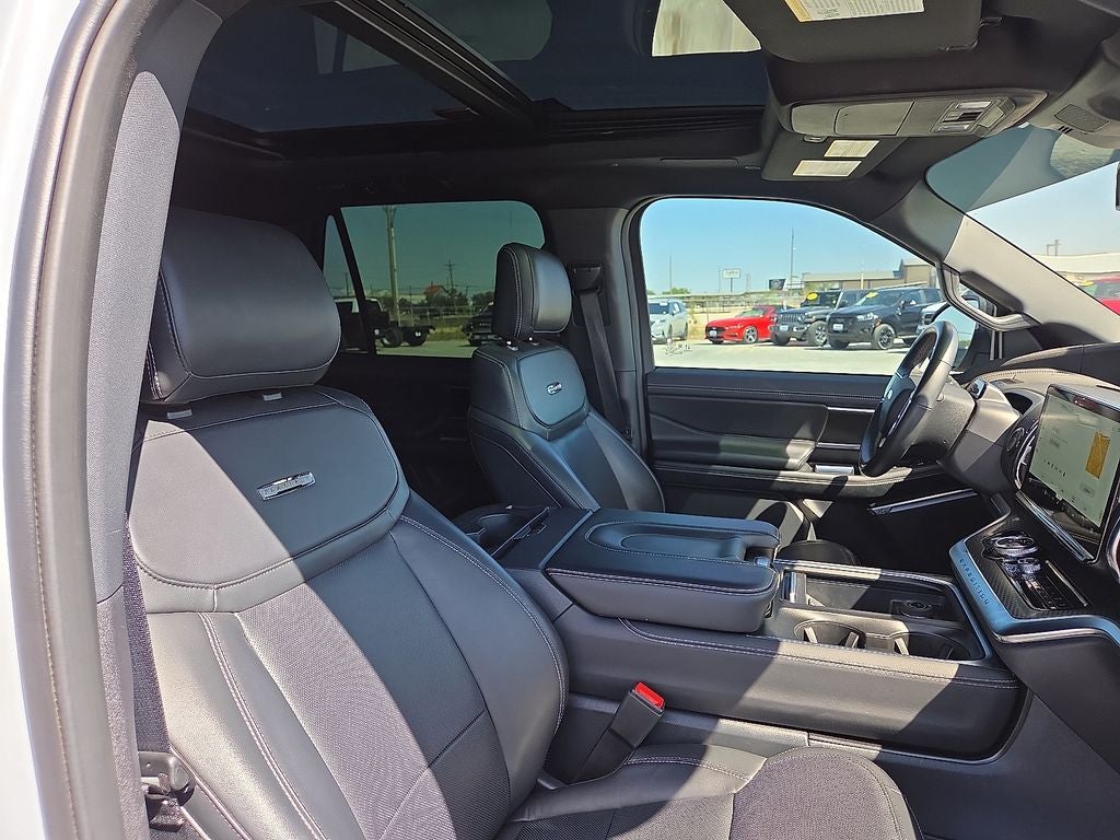 2025 Ford Expedition Max Platinum Stealth Performance