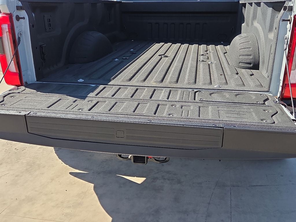 2025 Ford F-450SD Platinum DRW