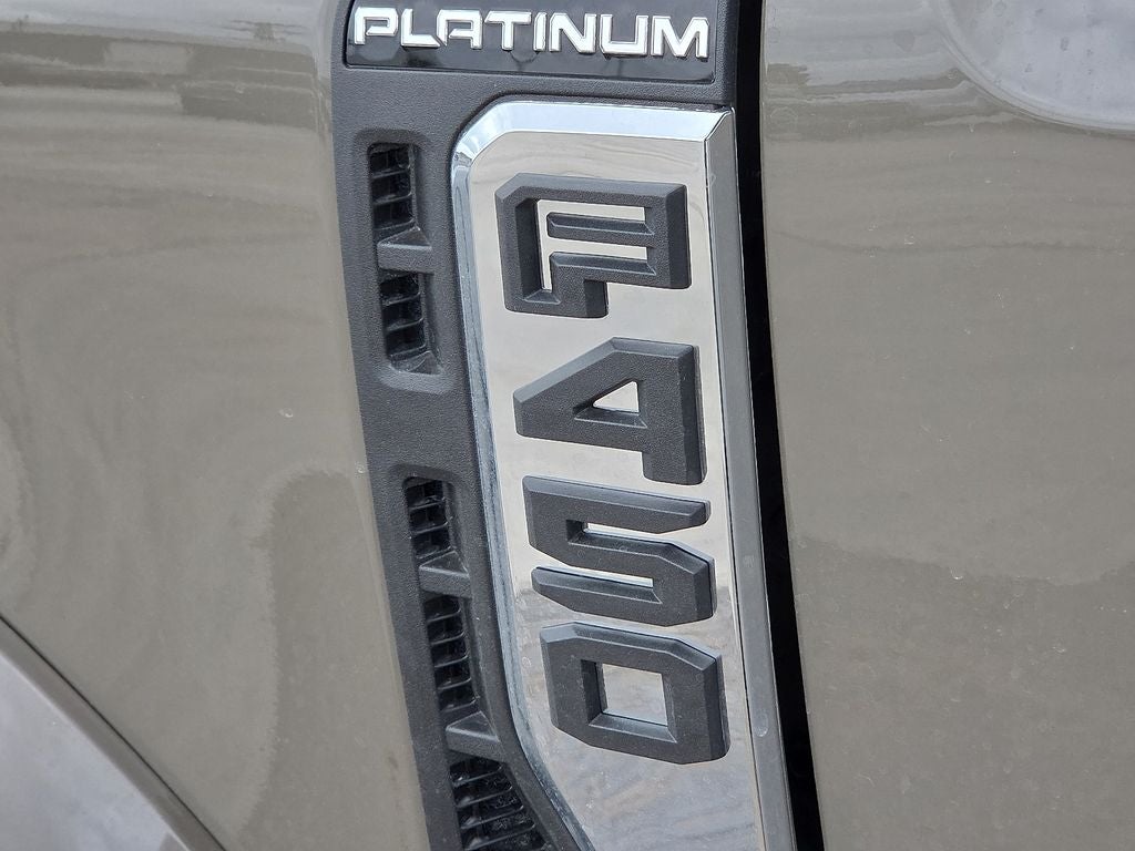 2026 Ford F-450SD Platinum DRW