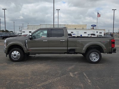 2026 Ford F-450SD Platinum DRW