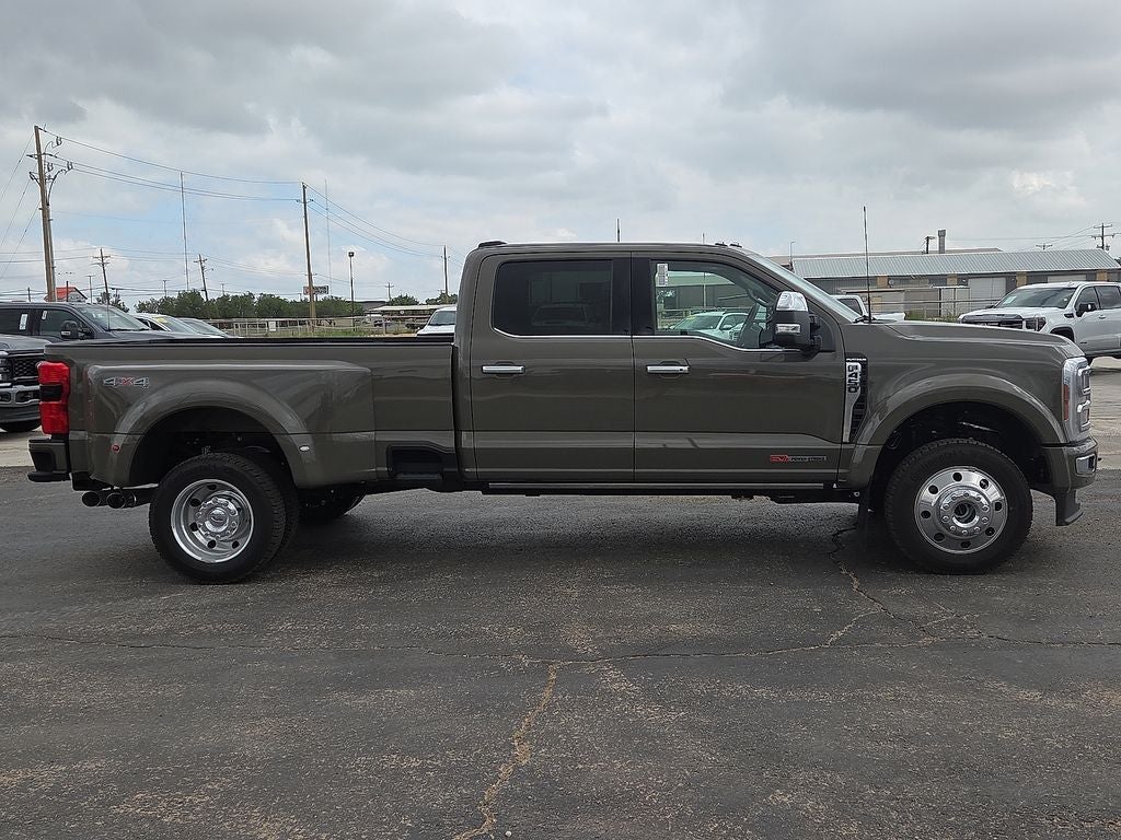 2026 Ford F-450SD Platinum DRW