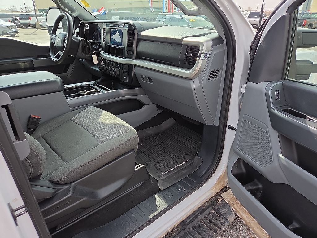 2024 Ford F-350SD XLT