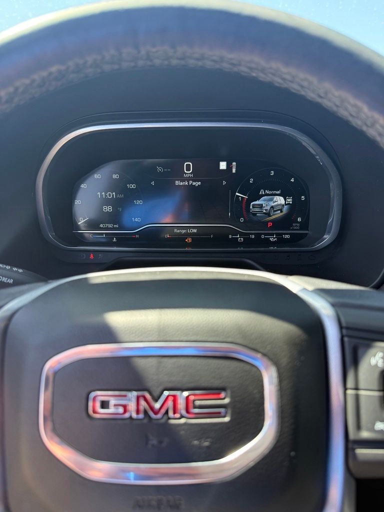 2023 GMC Yukon SLE