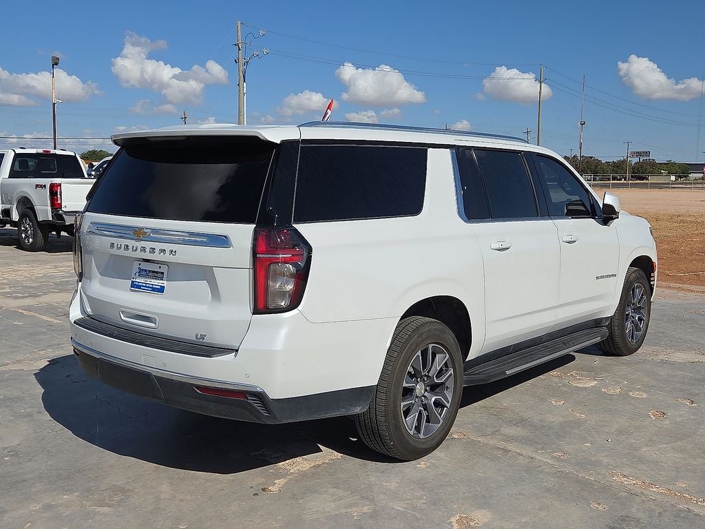 2023 Chevrolet Suburban LT