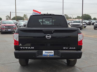 2023 Nissan Titan SV