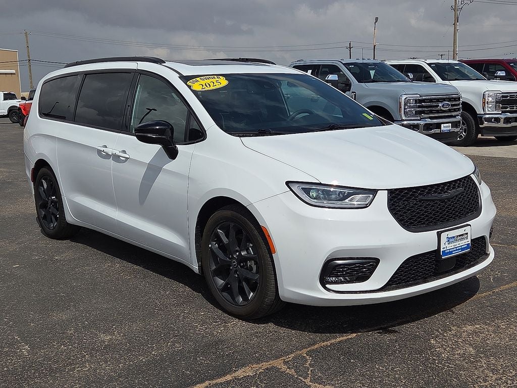 2025 Chrysler Pacifica Limited