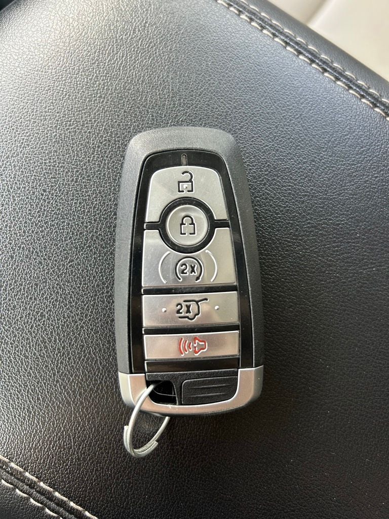 2024 Ford Edge Titanium