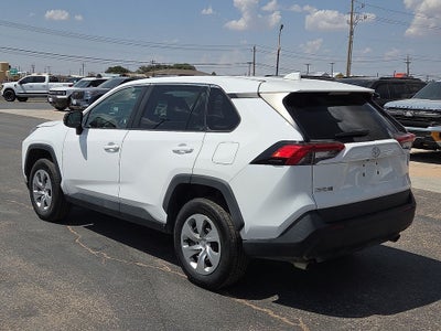 2022 Toyota RAV4 LE