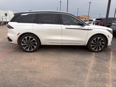 2024 Lincoln Nautilus Black Label