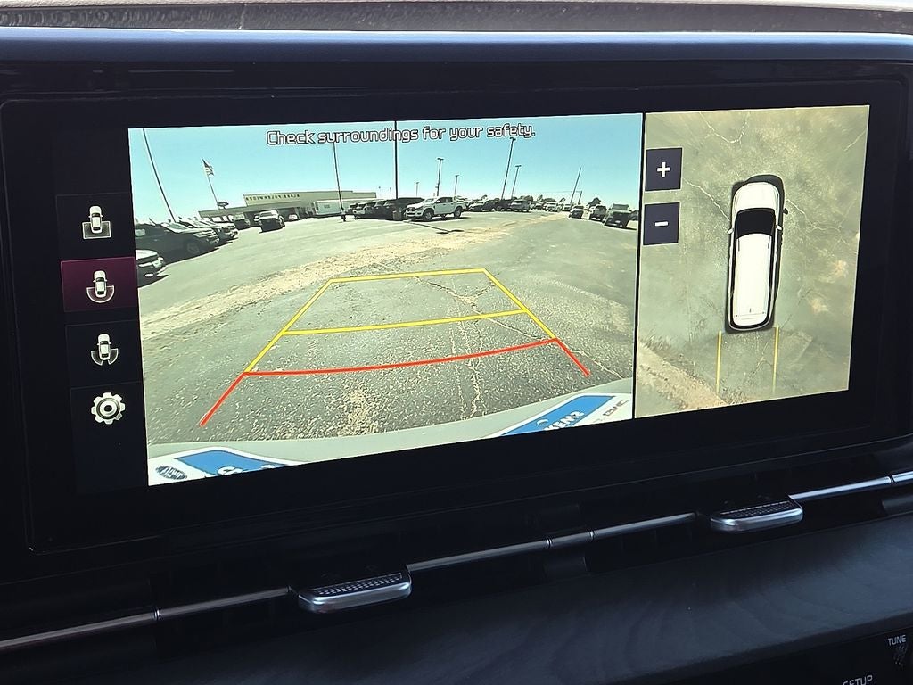 2022 Kia Carnival SX