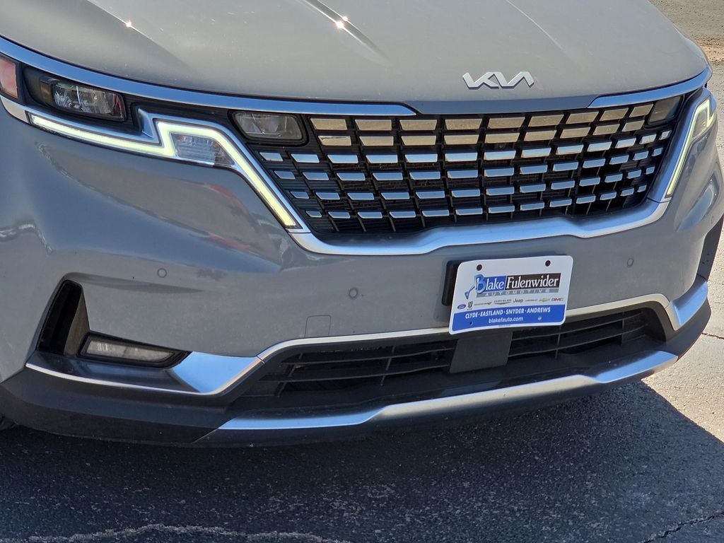 2022 Kia Carnival SX