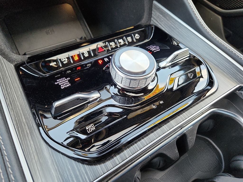 2023 Jeep Wagoneer L Series III