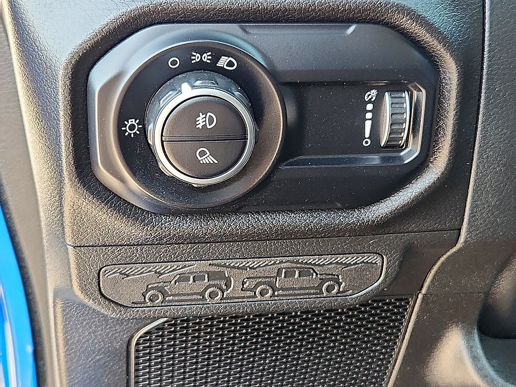 2024 Jeep Gladiator Sport