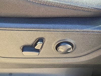 2025 RAM 1500 Big Horn Crew Cab 4x2 5'7' Box