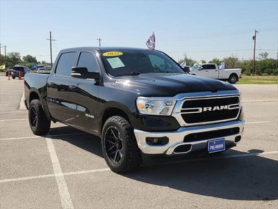 2022 RAM 1500 Big Horn Crew Cab 4x4 5'7' Box