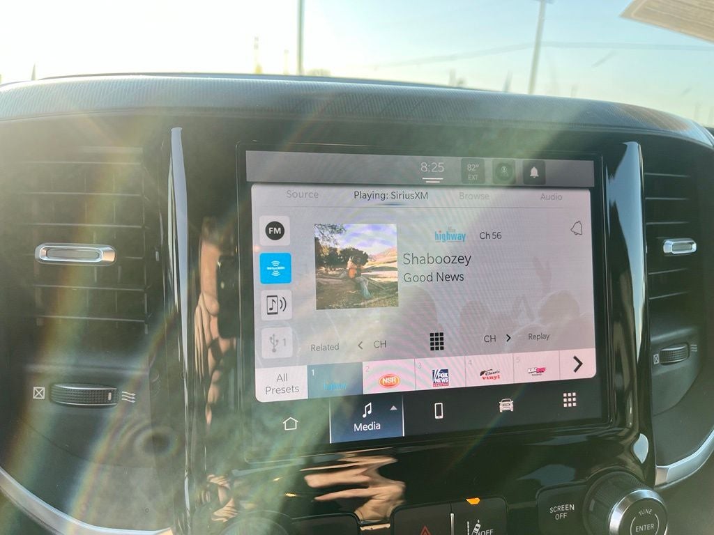 2025 RAM 1500 Lone Star Crew Cab 4x4 5'7' Box