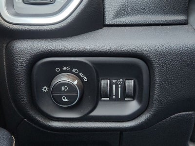 2023 RAM 1500 Laramie Crew Cab 4x4 5'7' Box