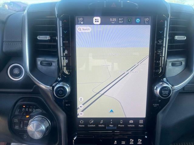 2023 RAM 1500 Laramie Crew Cab 4x4 5'7' Box