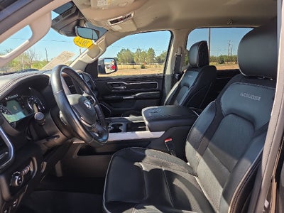 2022 RAM 1500 Laramie Crew Cab 4x4 5'7' Box