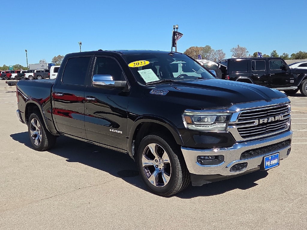 2022 RAM 1500 Laramie Crew Cab 4x4 5'7' Box