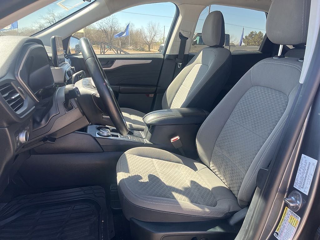 2022 Ford Escape SE Hybrid