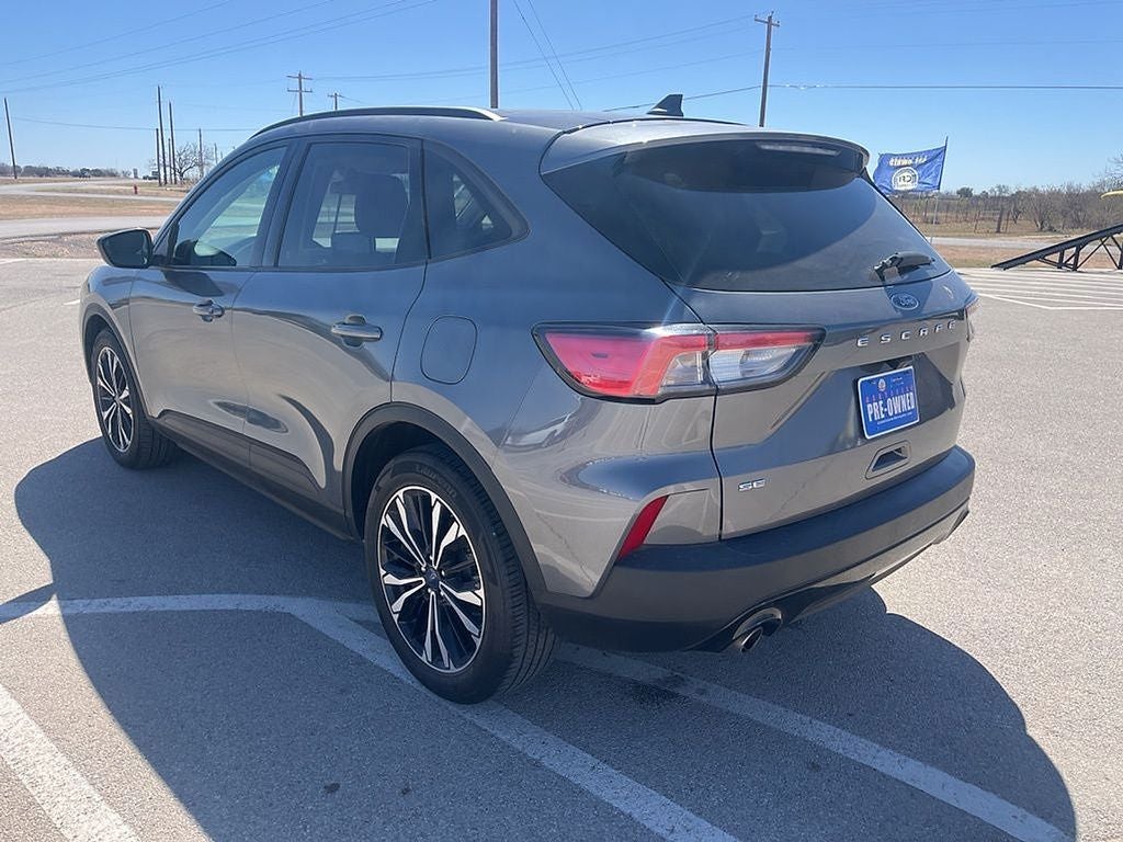 2022 Ford Escape SE Hybrid