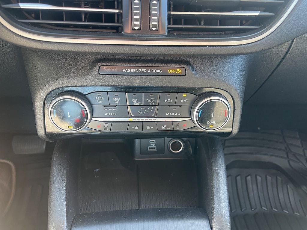 2022 Ford Escape SE Hybrid