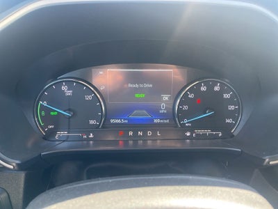 2022 Ford Escape SE Hybrid