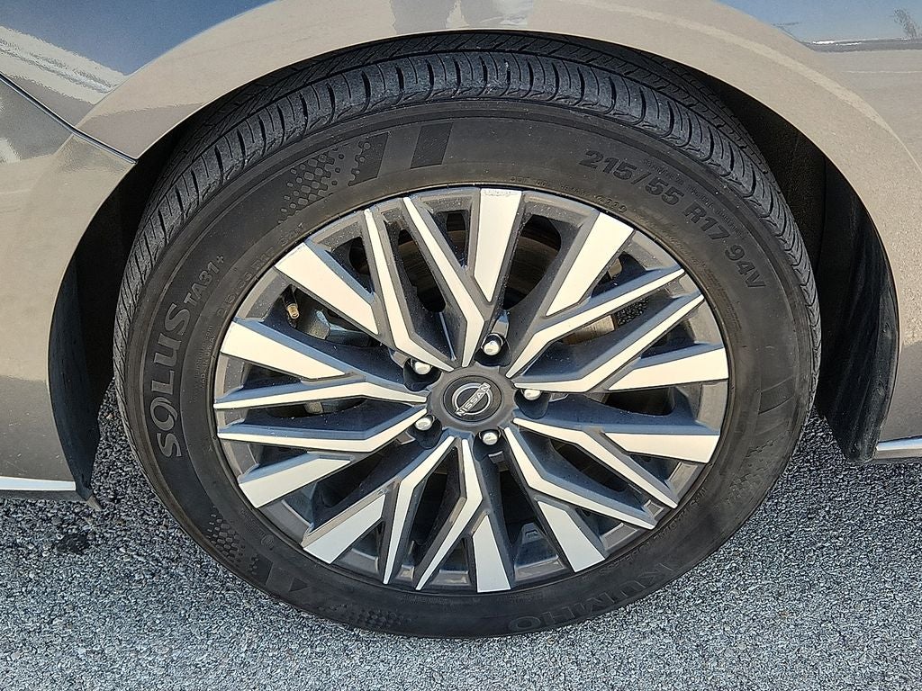 2025 Nissan Altima 2.5 SV