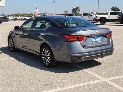 2025 Nissan Altima SV FWD