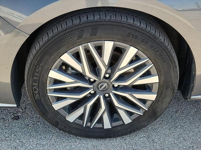 2025 Nissan Altima SV FWD