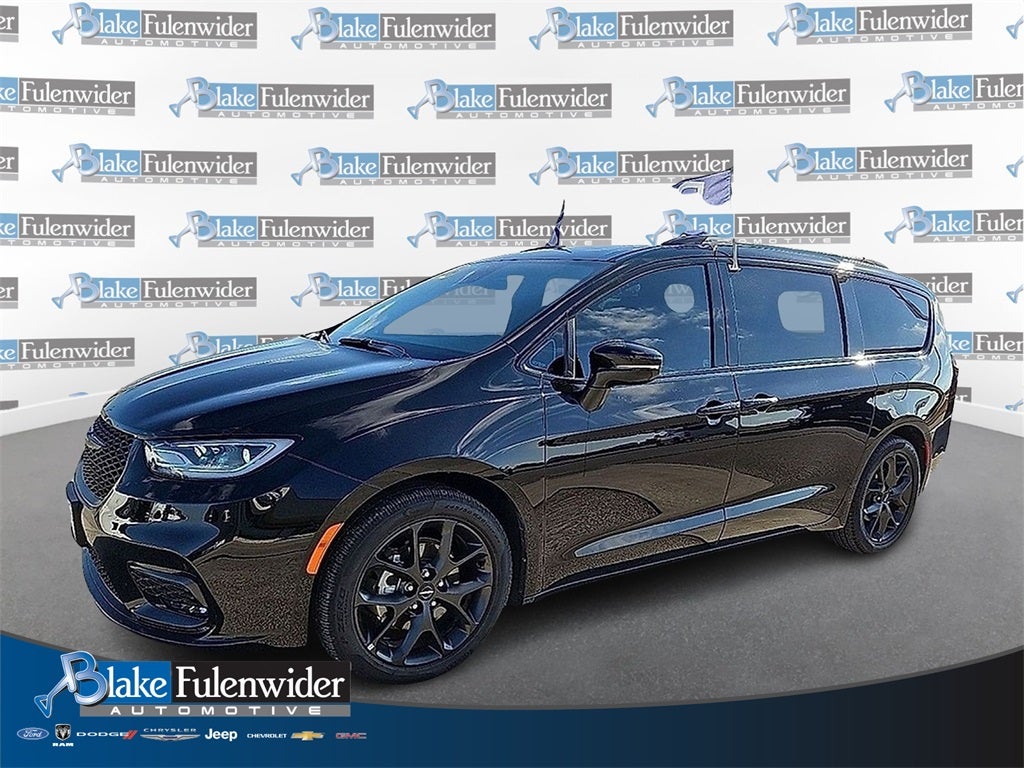 2024 Chrysler Pacifica Limited S Appearance
