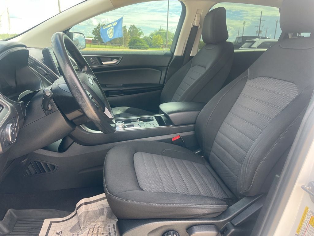2022 Ford Edge SE