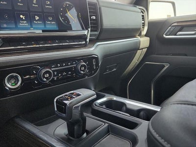 2022 Chevrolet Silverado 1500 4WD Crew Cab Standard Bed LT