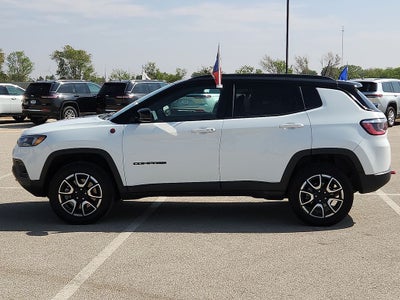 2024 Jeep Compass Trailhawk