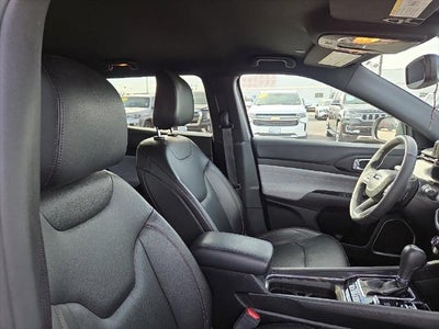 2024 Jeep Compass Latitude Lux FWD