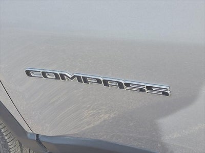 2024 Jeep Compass Latitude Lux FWD