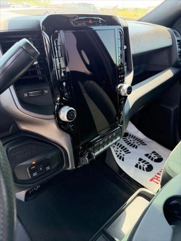 2025 RAM 3500 Tradesman Crew Cab 4x4 8' Box