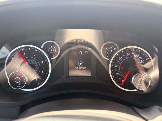 2025 RAM 3500 Tradesman Crew Cab 4x4 8' Box