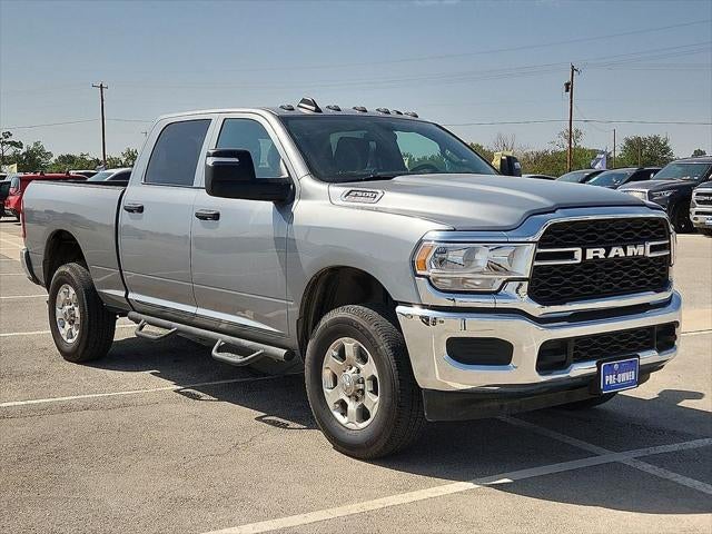 2024 RAM 2500 Tradesman Crew Cab 4x4 6'4' Box
