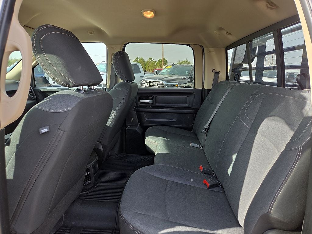 2019 RAM 2500 Tradesman Crew Cab 4x4 6'4' Box