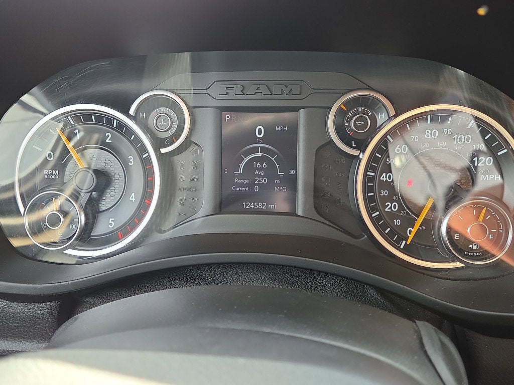 2019 RAM 2500 Tradesman Crew Cab 4x4 6'4' Box