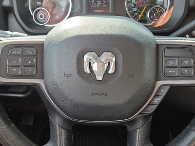2019 RAM 2500 Tradesman Crew Cab 4x4 6'4' Box