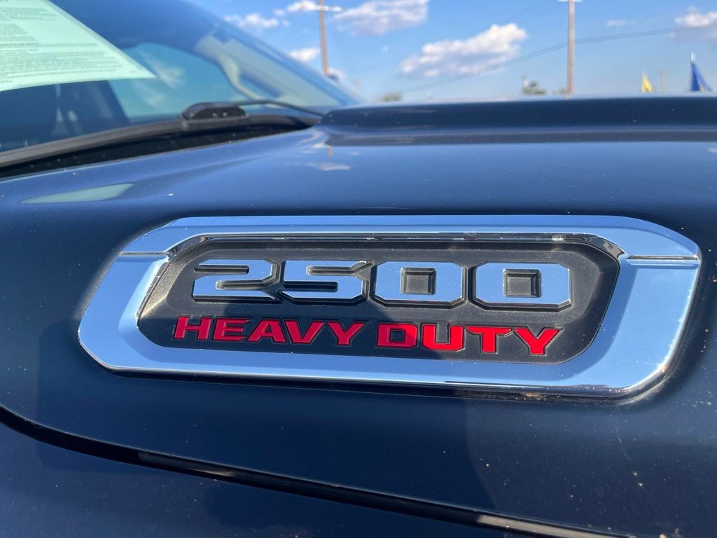 2019 RAM 2500 Laramie Crew Cab 4x4 6'4' Box