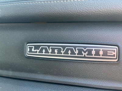2019 RAM 2500 Laramie Crew Cab 4x4 6'4' Box