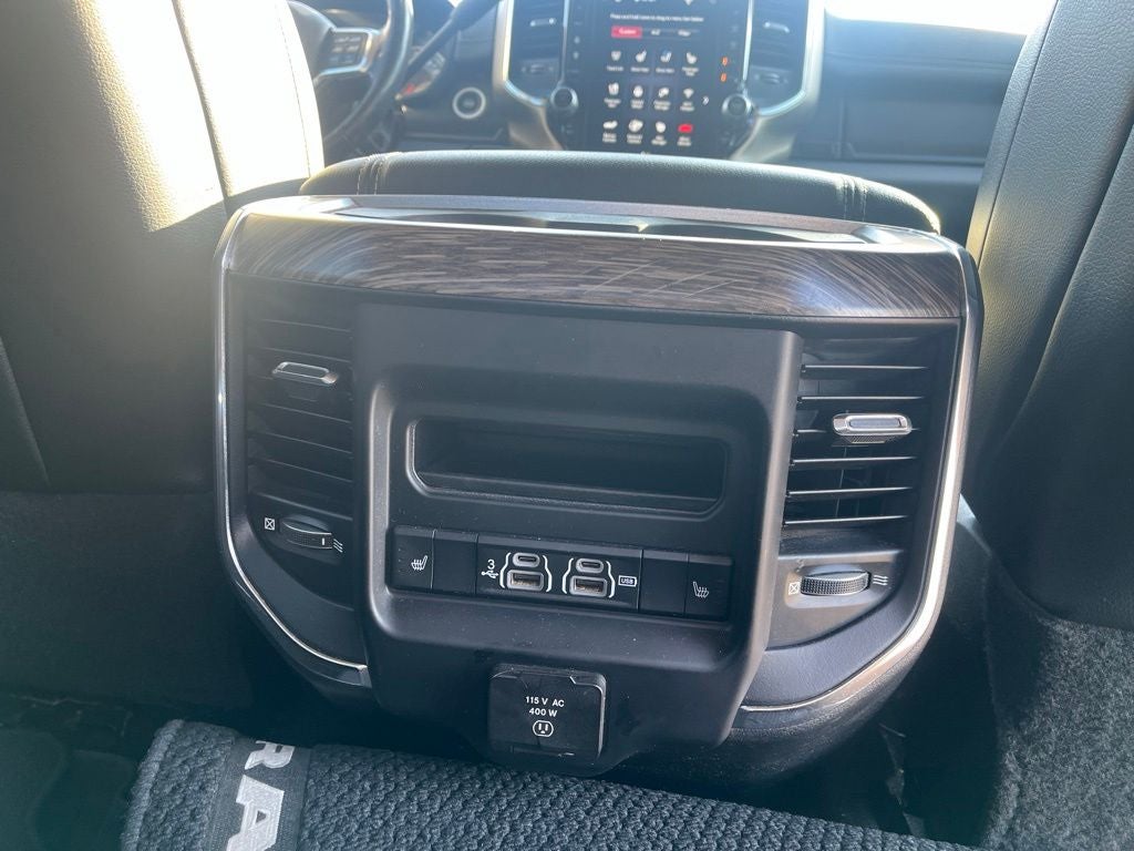 2019 RAM 2500 Laramie Crew Cab 4x4 6'4' Box