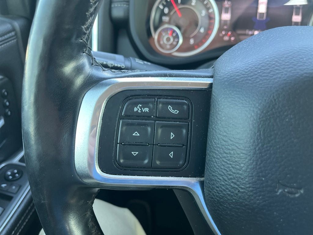 2019 RAM 2500 Laramie Crew Cab 4x4 6'4' Box