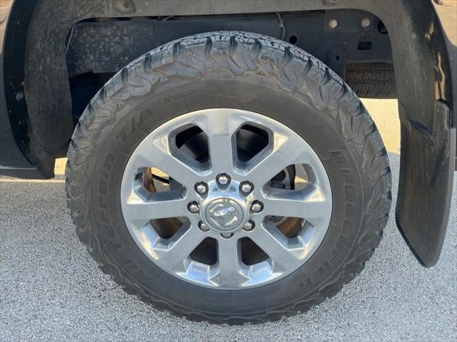 2019 RAM 2500 Laramie Crew Cab 4x4 6'4' Box